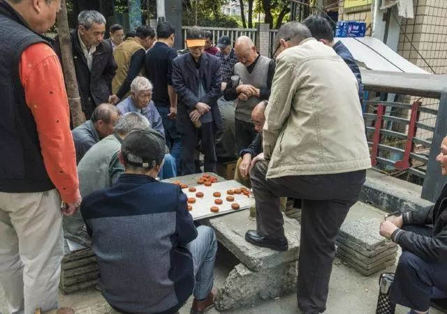 究竟是谁在象棋直播间里一晚赚10万？