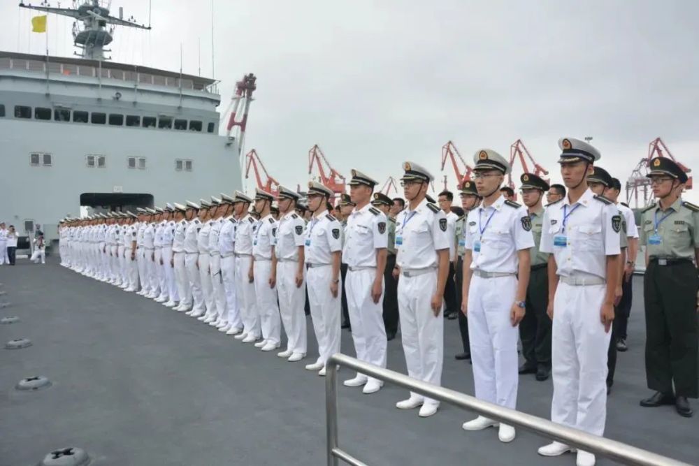 毕业选择造飞机，乘风破浪的姐姐为国防事业贡献力量