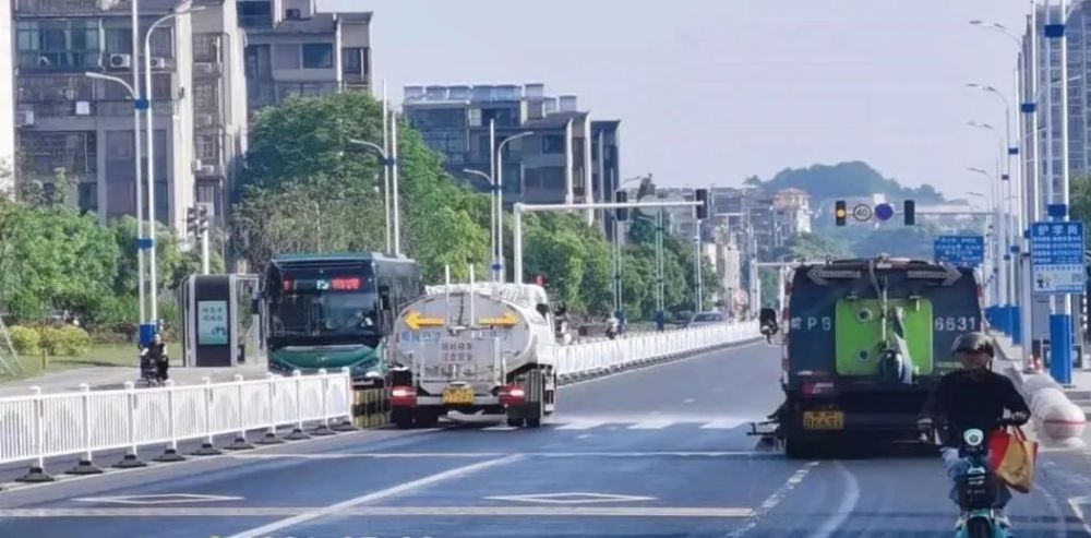 世茂服务｜着力提升人居环境，扮活扮靓城市新风景